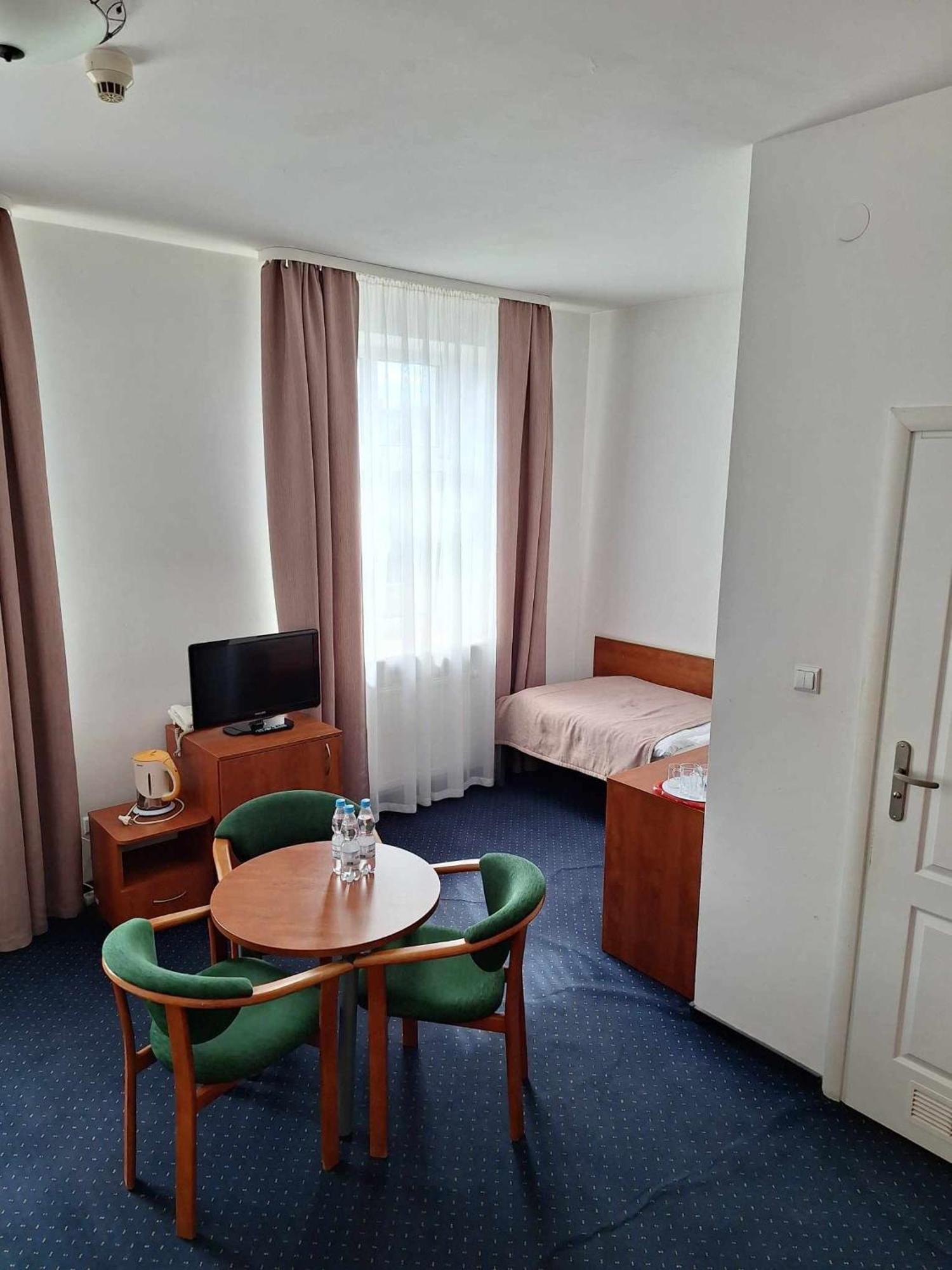 Hotel *** Nat Krynica Zdroj Eksteriør bilde