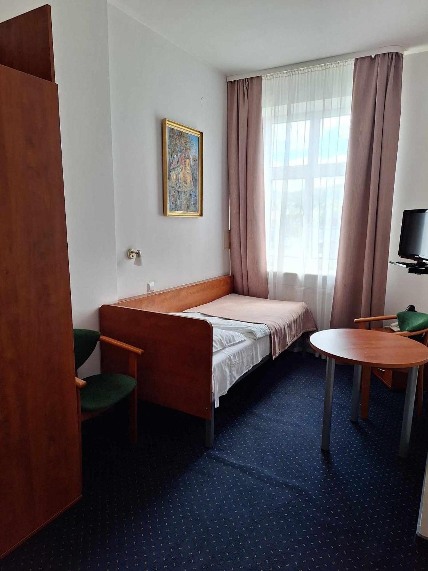 Hotel *** Nat Krynica Zdroj Eksteriør bilde