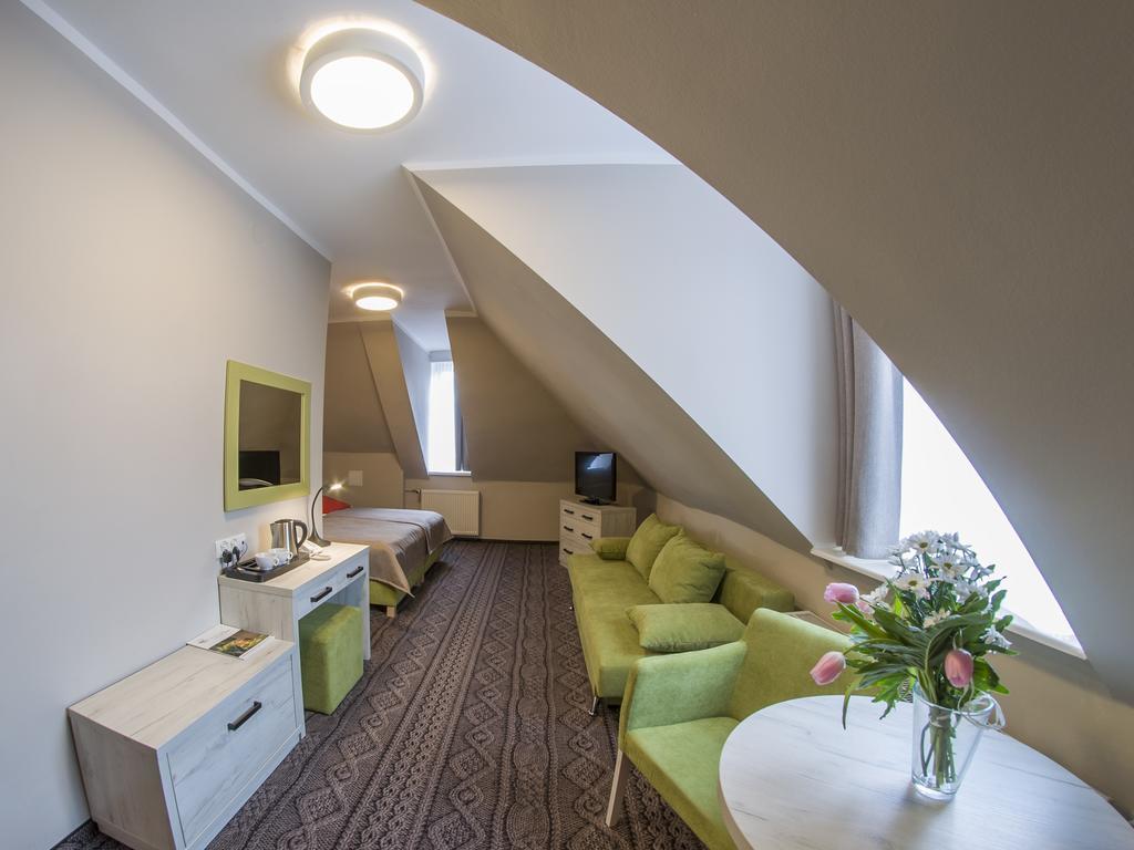 Hotel *** Nat Krynica Zdroj Eksteriør bilde