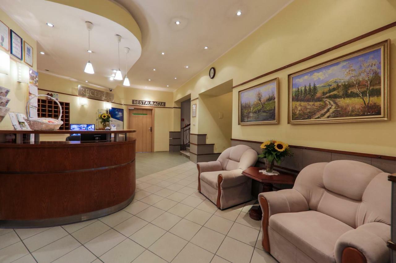 Hotel *** Nat Krynica Zdroj Eksteriør bilde