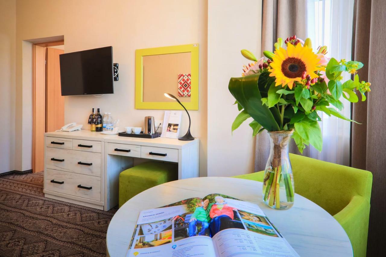 Hotel *** Nat Krynica Zdroj Eksteriør bilde